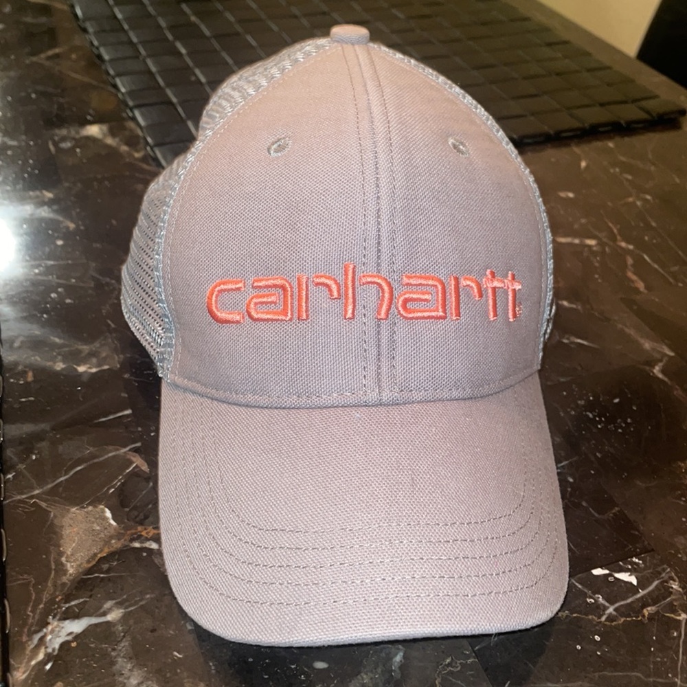 Carhartt hat